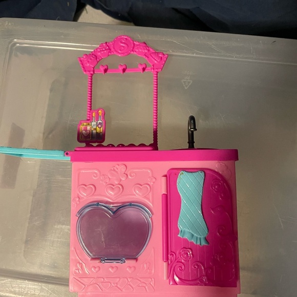 Huge Barbie Lot - Picture 7 of 16